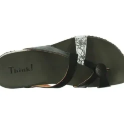 Think - 000246 - Julia 0040 - Zwart